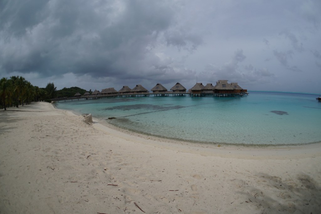 Hard Chill for Last Day on Bora&nbsp;Bora