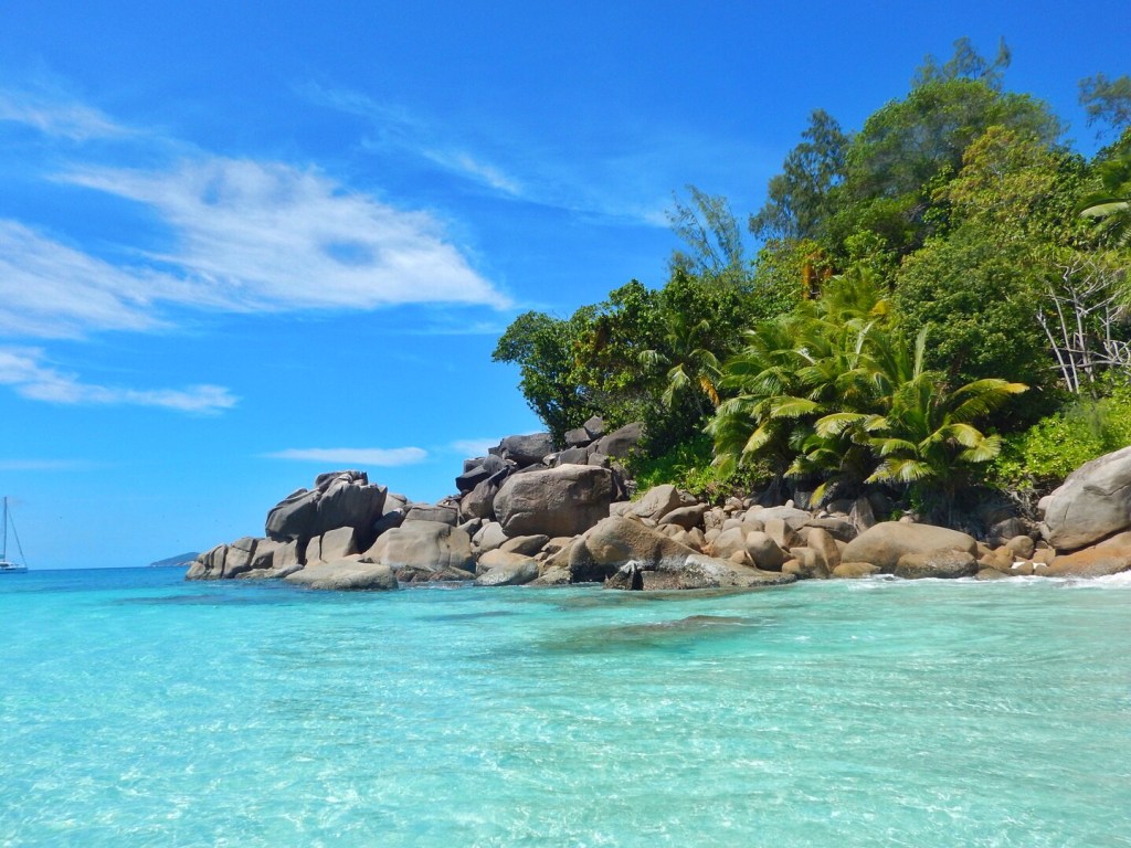 Crawlin’ in Praslin