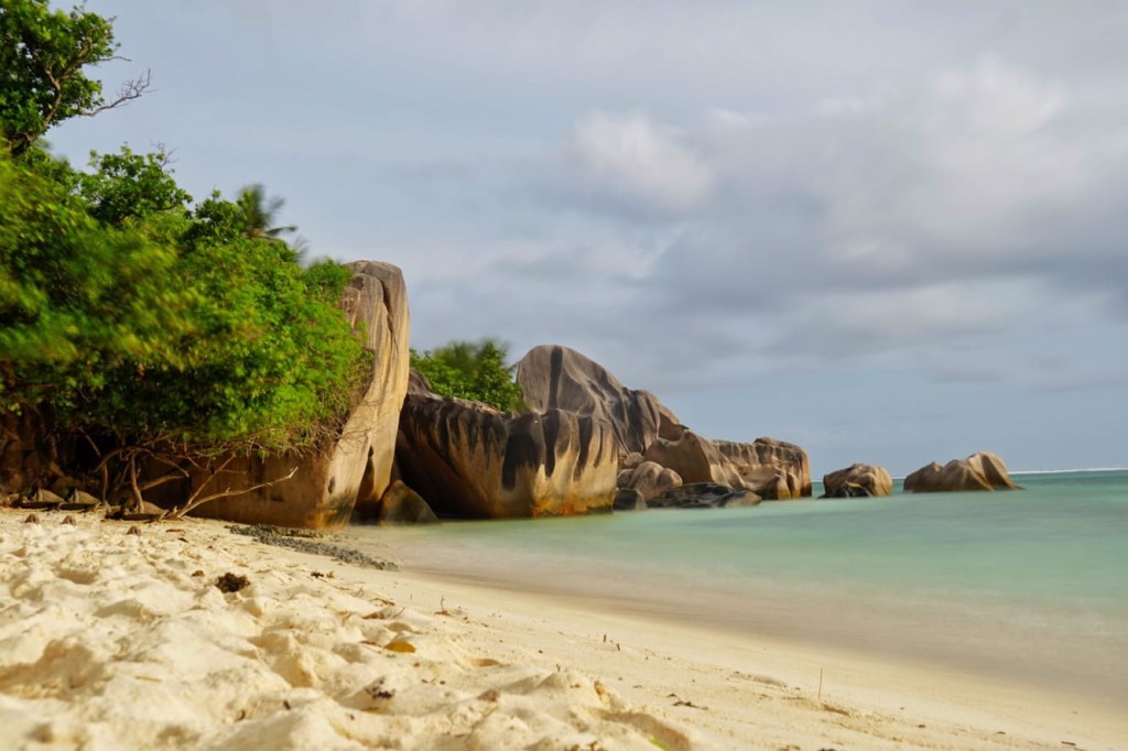 Praslin to La&nbsp;Digue