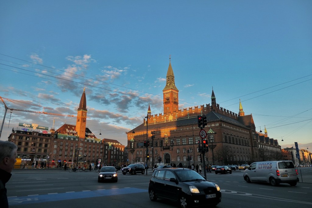 Coping in Cold&nbsp;Copenhagen